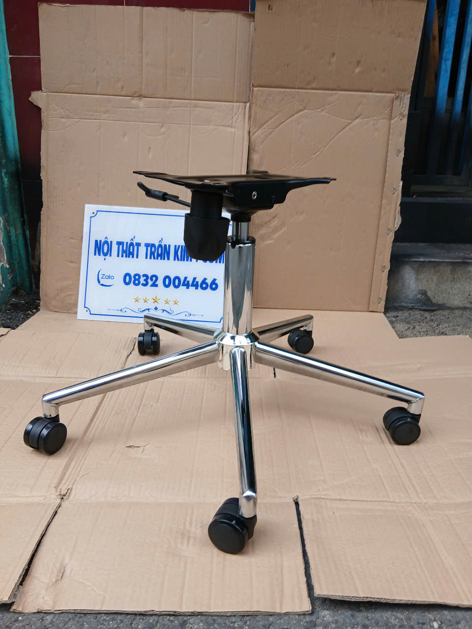 bo-chan-ghe-van-phong-xi-ma-tk8320n2