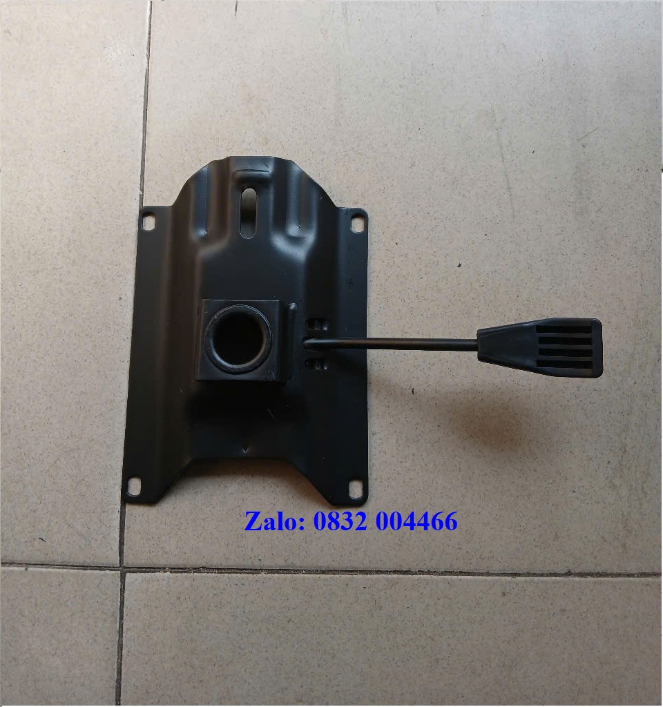 mam-ghe-xoay-nhan-vien-tk1550s