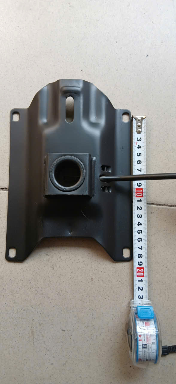 mam-ghe-xoay-nhan-vien-tk1550s4