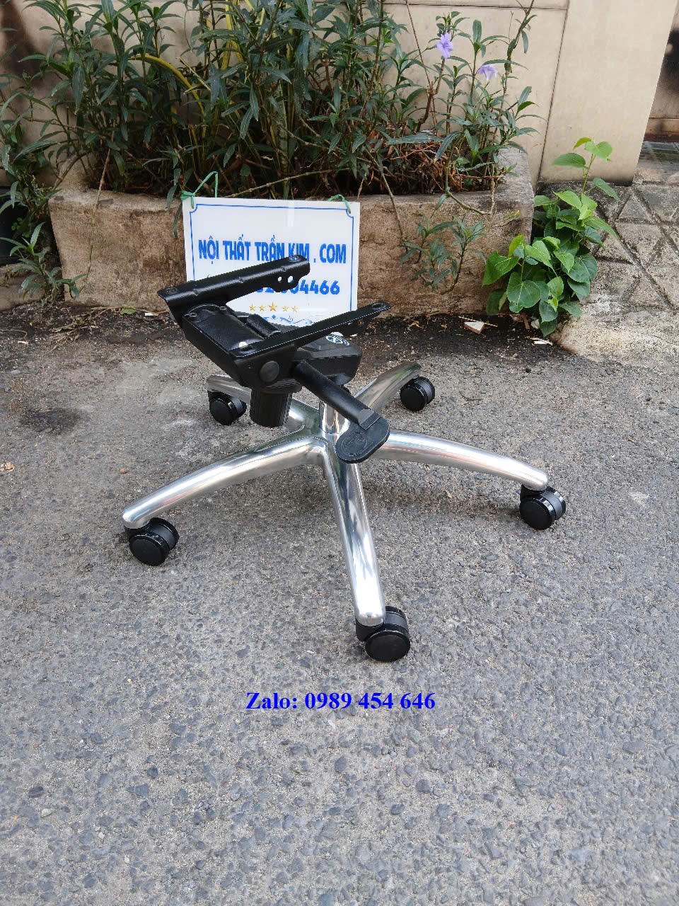 bo-chan-ghe-giam-doc-tk2350c6