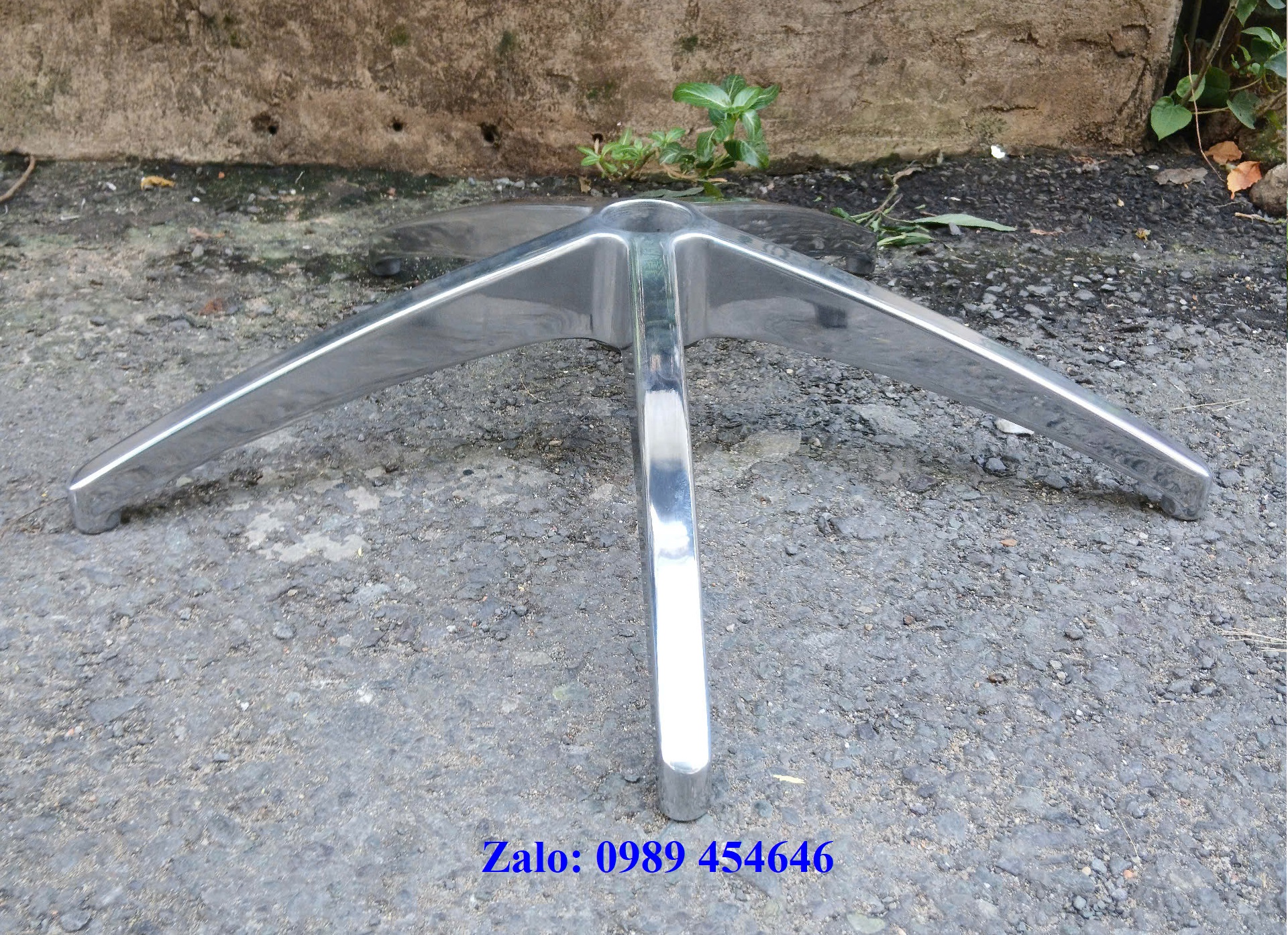 chan-xoay-ghe-cong-thai-hoc-tk7325k1
